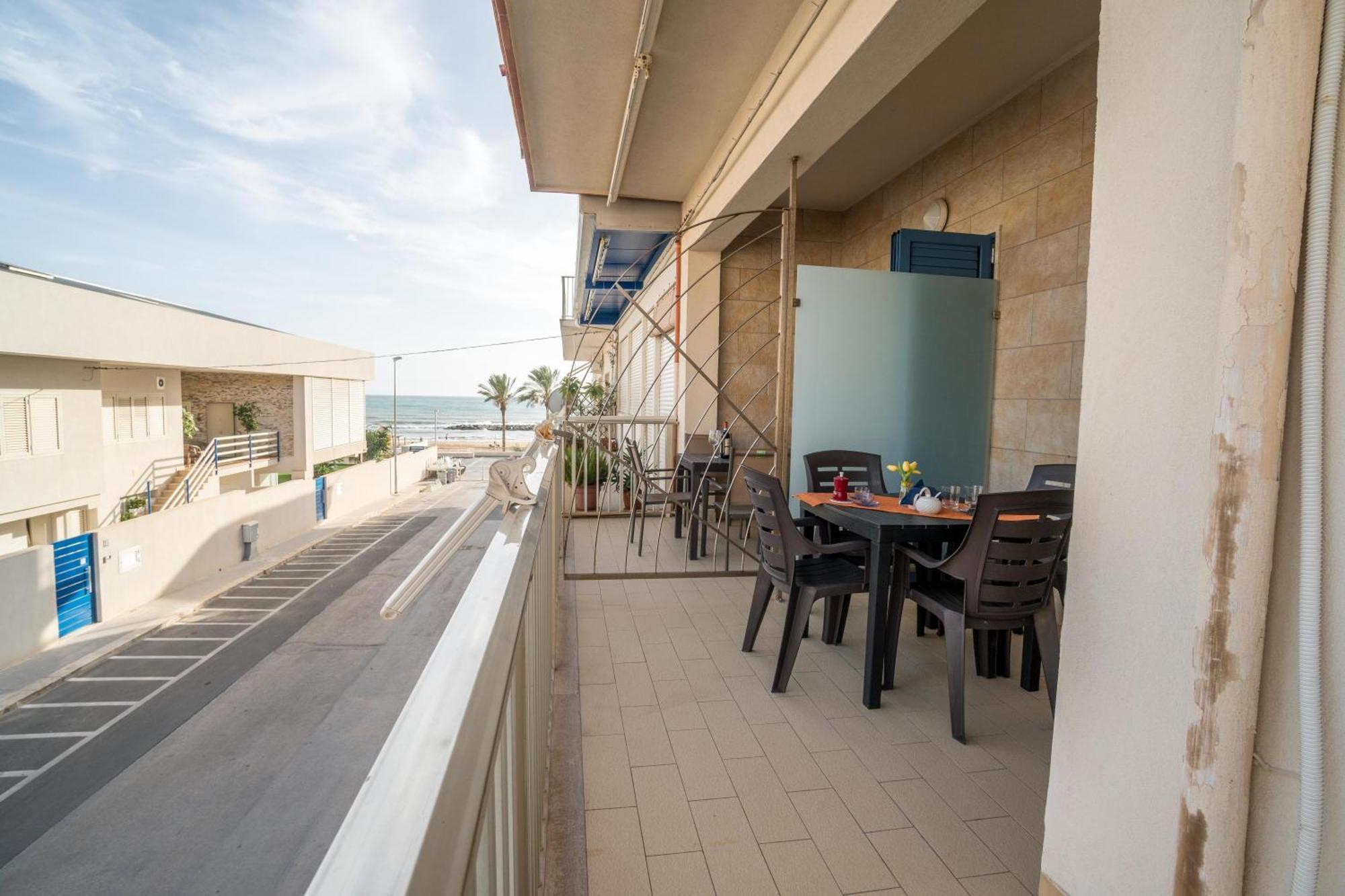 Caposud - Appartamento Salgari Marina di Ragusa Eksteriør bilde